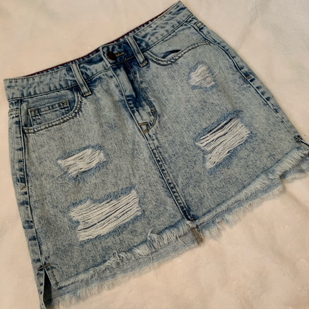 Light-Wash Jean Mini Skirt - Worn Once